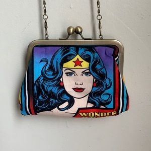 Wonder Woman crossbody purse